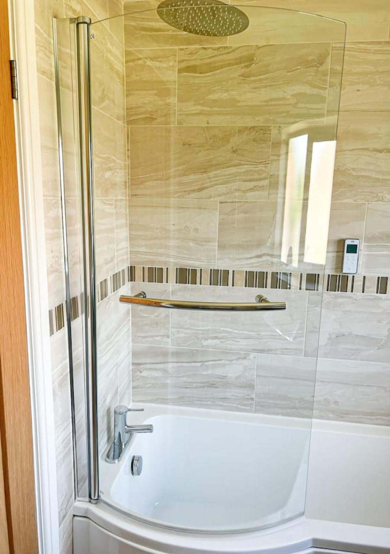Вилла Luxe 5 Bed House In Guildford. Morden Amenities Normandy Экстерьер фото